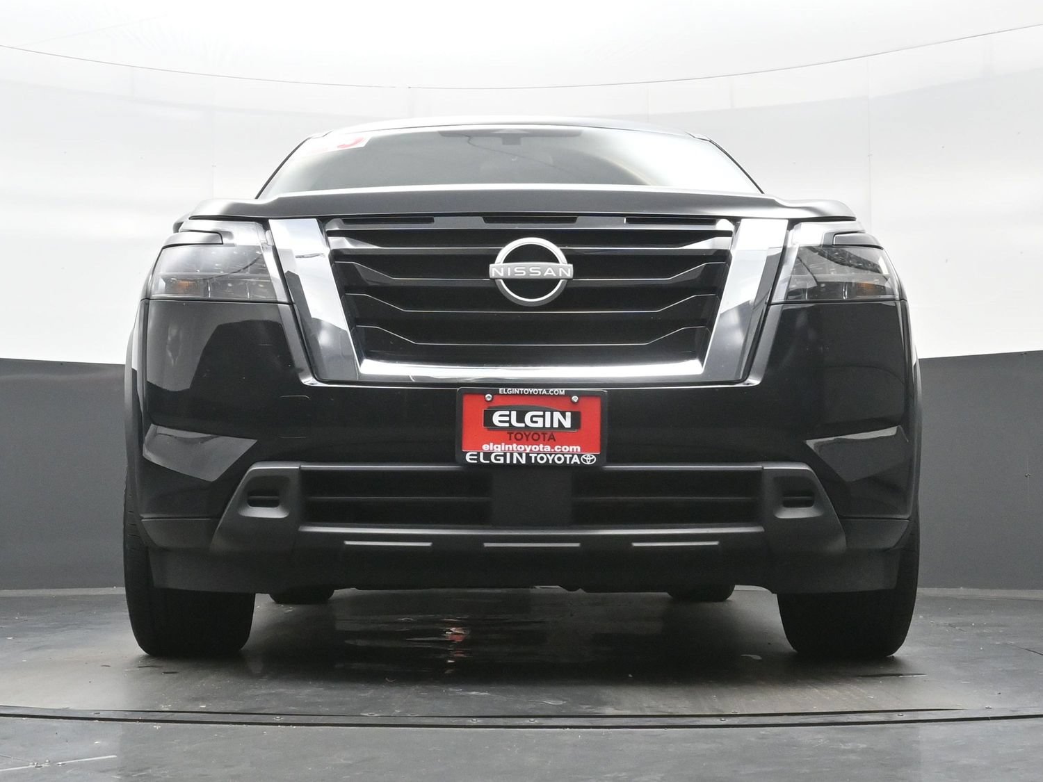 Used 2025 Nissan Pathfinder SV AWD/4WD image 30