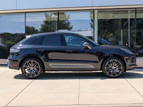 Used 2025 Porsche Macan Turbo image 8