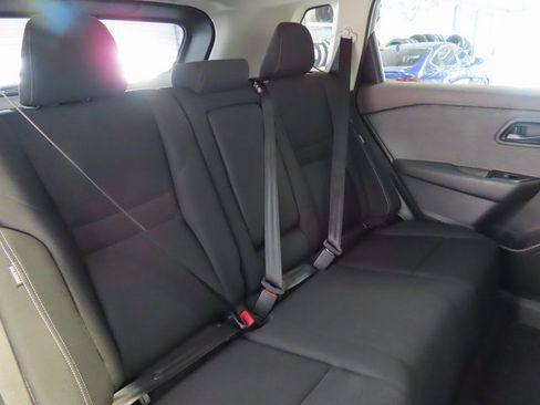 Used 2023 Nissan Rogue S image 26