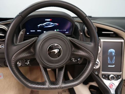 Used 2020 McLaren 720S Performance image 10