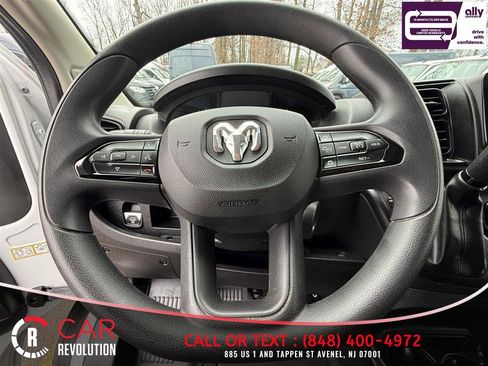 Used 2025 RAM ProMaster 2500 w/ Convenience Group image 15