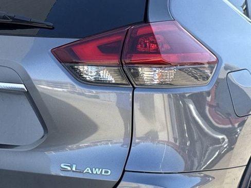 Used 2019 Nissan Rogue SL image 7