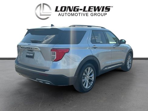 Certified 2022 Ford Explorer XLT w/ Equipment Group 202A RWD image 7