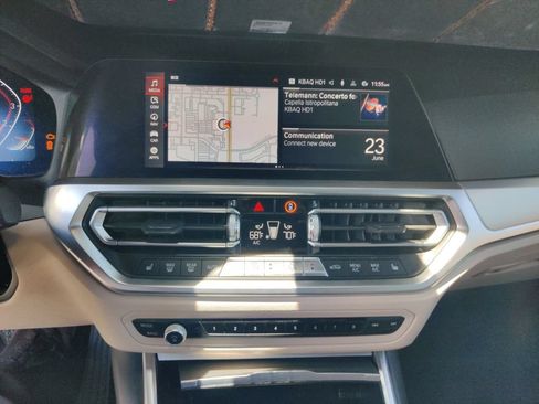 Used 2021 BMW 330i Sedan w/ Premium Package RWD image 9