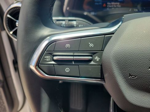 Used 2026 Chevrolet Equinox LT FWD image 18