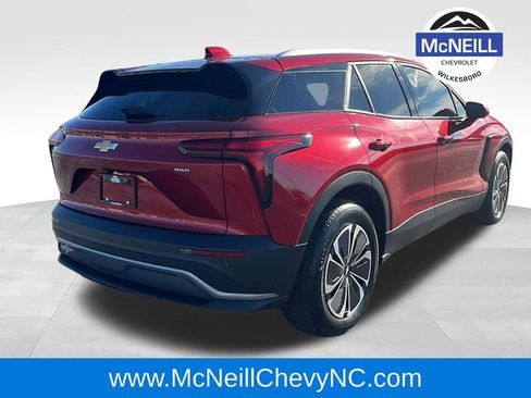 Used 2024 Chevrolet Blazer EV LT image 7