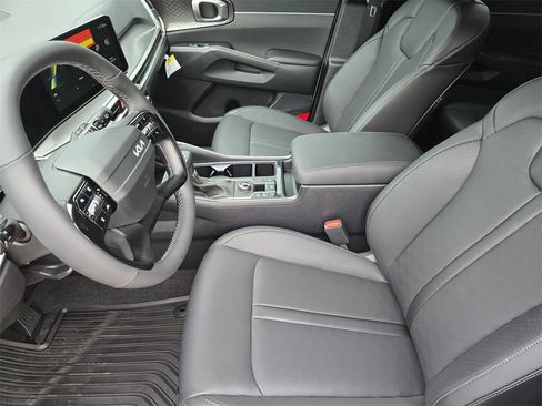 New 2026 Kia Sorento S image 9
