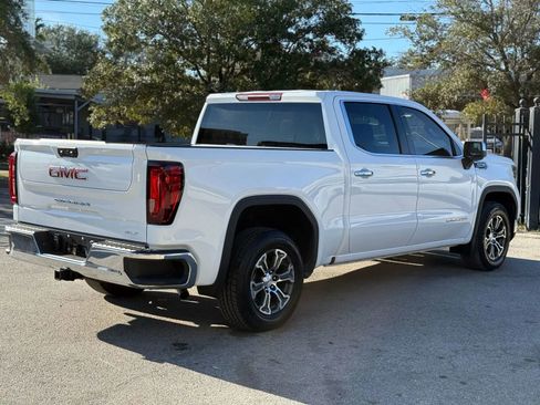 Used 2025 GMC Sierra 1500 SLT image 4