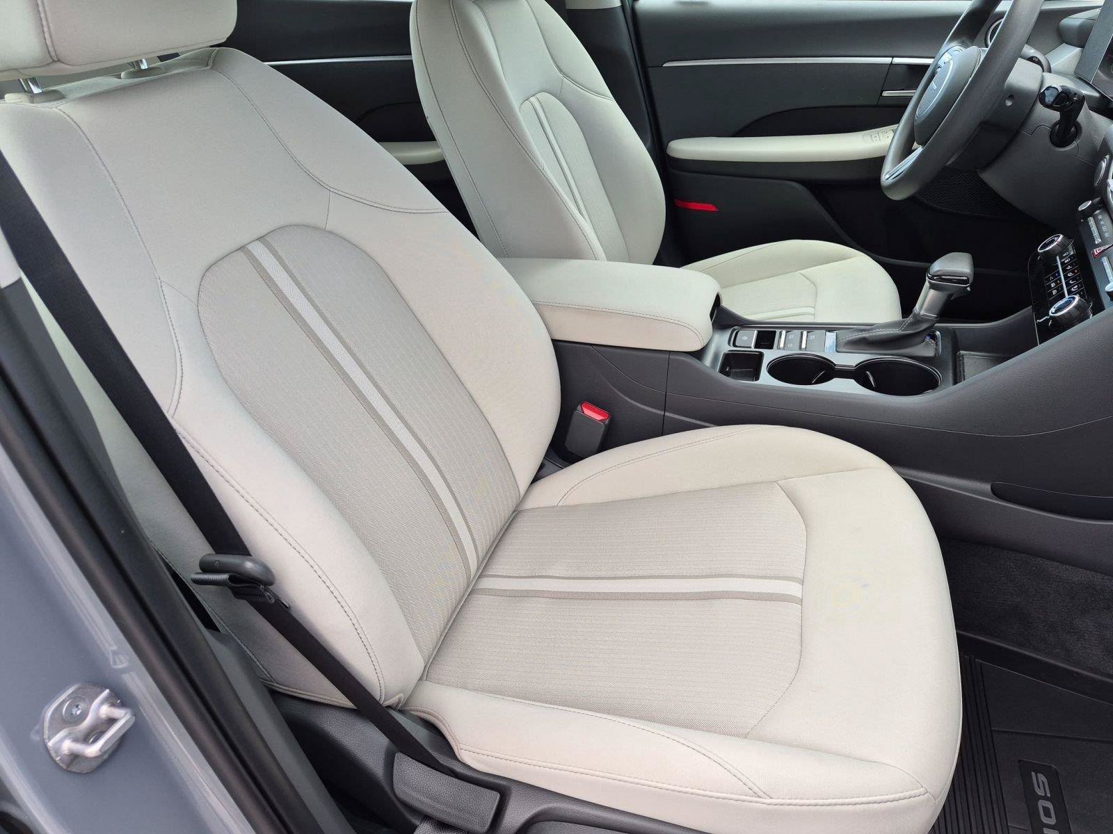 Used 2025 Hyundai Sonata SE FWD image 16