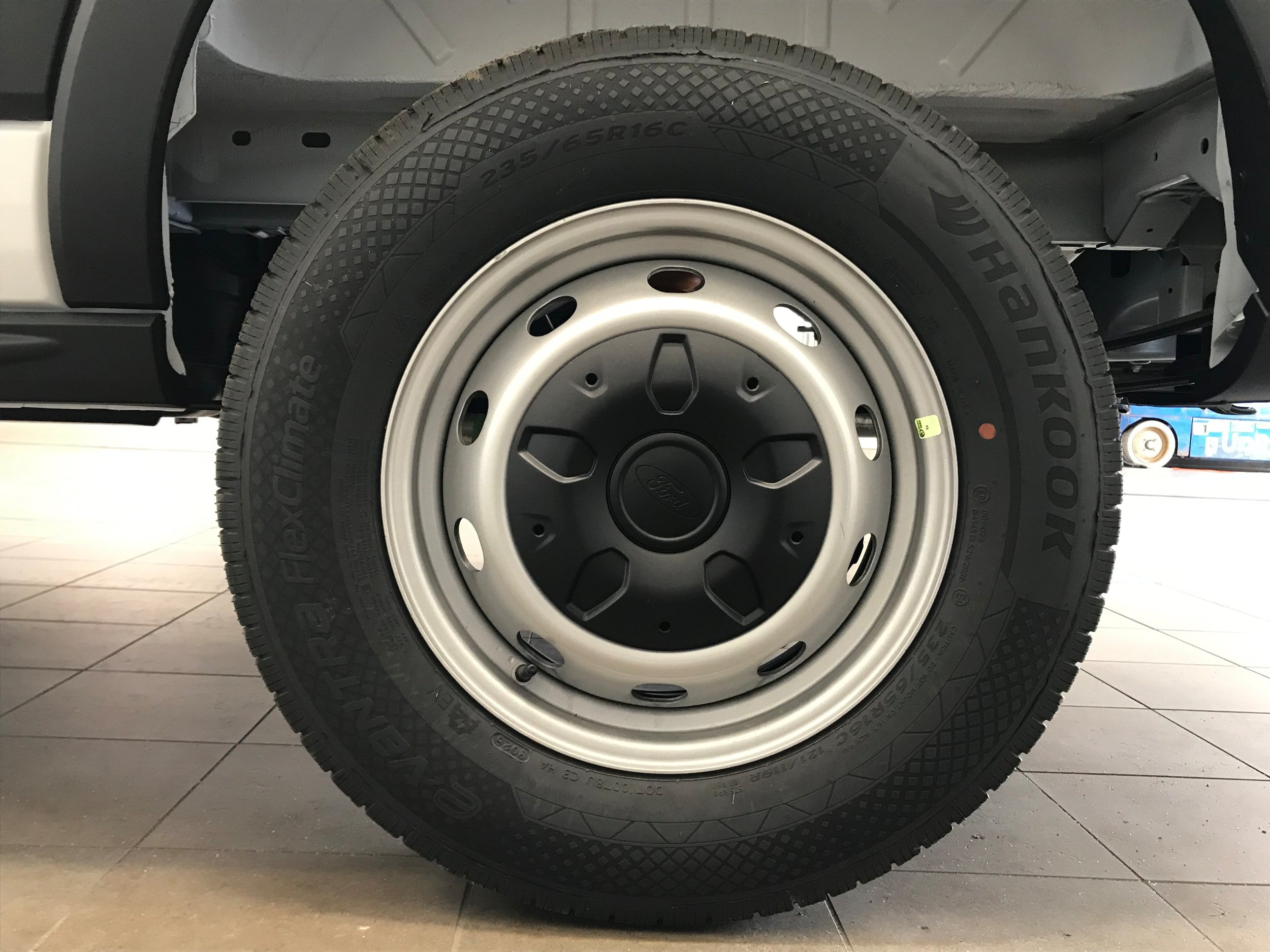 New 2027 Ford Transit 250 Low Roof RWD image 19