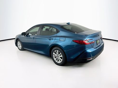 Used 2026 Toyota Camry LE w/ Convenience Package FWD image 5