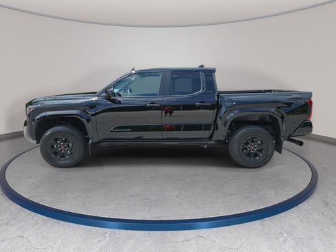 Used 2024 Toyota Tacoma SR5 AWD/4WD image 8