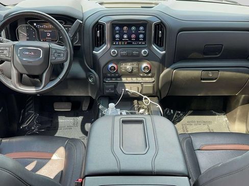 Used 2021 GMC Sierra 1500 AT4 w/ AT4 Premium Package AWD/4WD image 10