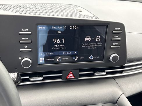 New 2026 Hyundai Elantra SE FWD image 21
