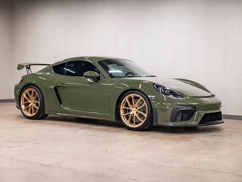 Used 2021 Porsche 718 Cayman GT4 RWD image 7