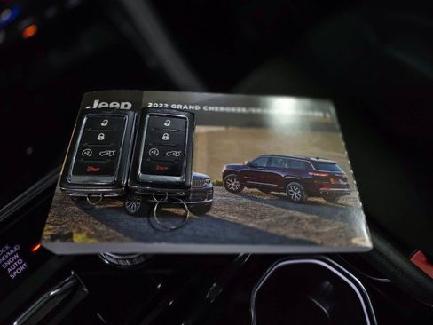 Used 2022 Jeep Grand Cherokee Trailhawk w/ Advanced Protech Group II image 45