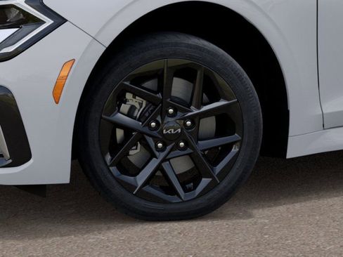 New 2026 Kia K5 LXS image 4