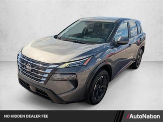 Used 2025 Nissan Rogue SV FWD video 1