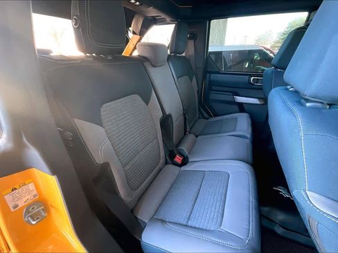 Used 2022 Ford Bronco Outer Banks image 19