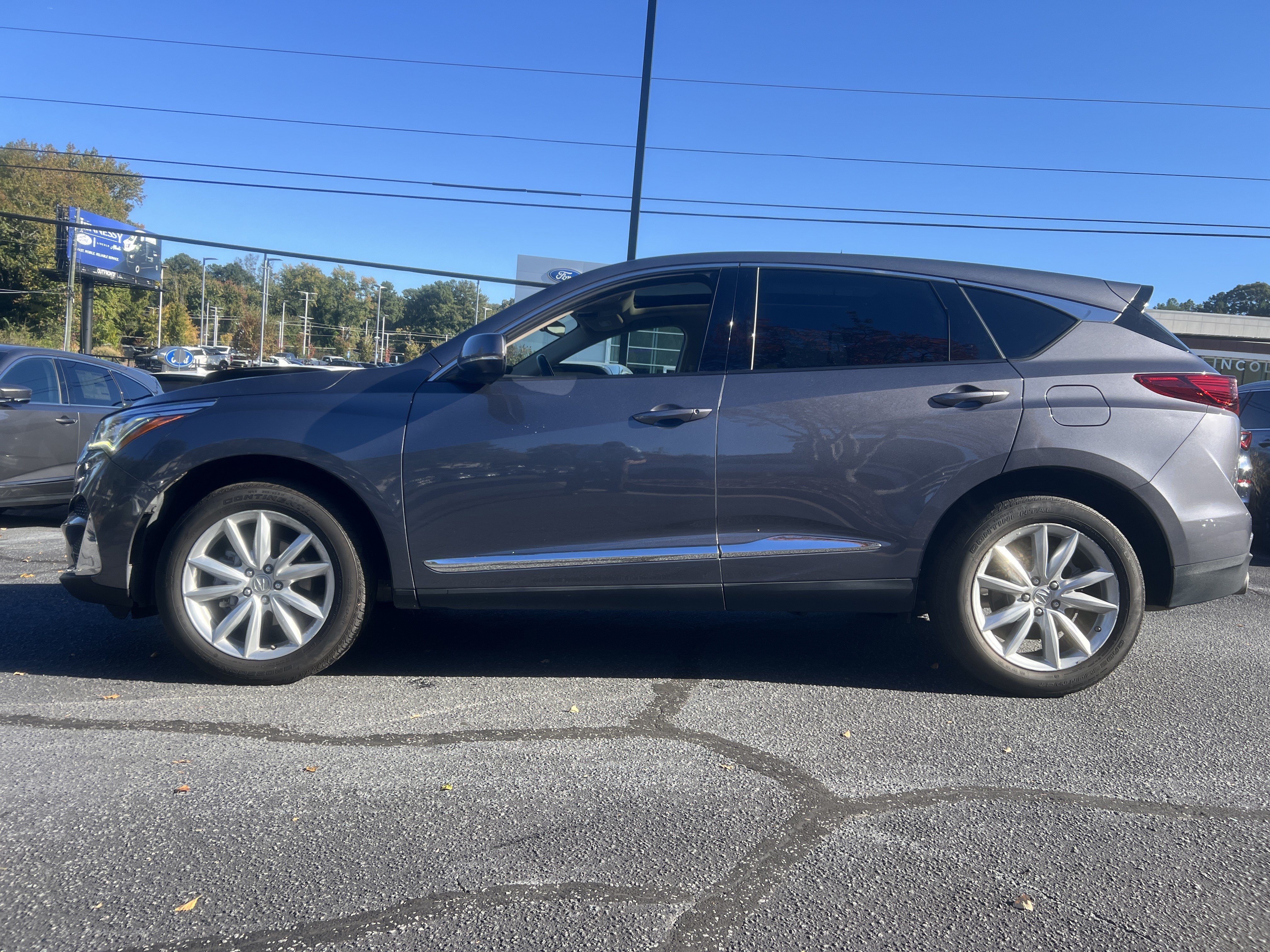 Used 2019 Acura RDX FWD image 2