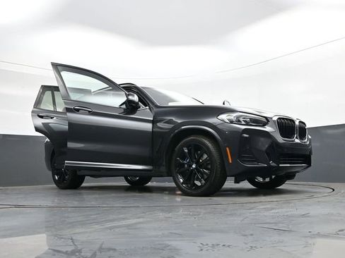 Used 2024 BMW X3 M40i w/ Premium Package image 41