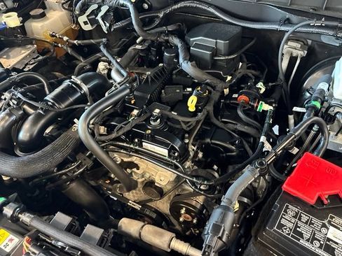 Used 2023 Ford Bronco Outer Banks AWD/4WD image 89