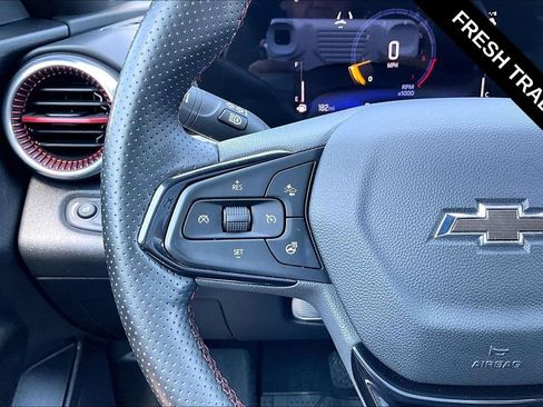 Used 2025 Chevrolet Trax RS w/ Driver Confidence Package FWD image 13