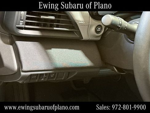 Used 2025 Subaru Outback Premium AWD/4WD image 10