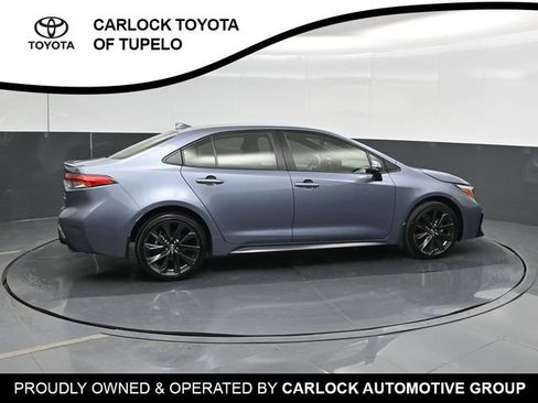 Used 2025 Toyota Corolla SE FWD image 4