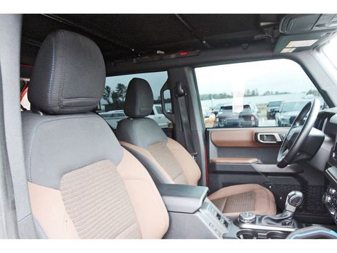 Used 2023 Ford Bronco Outer Banks AWD/4WD image 27