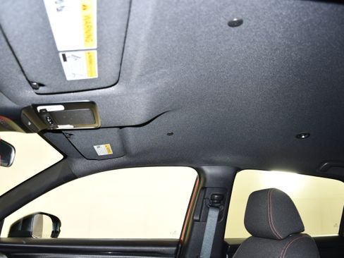 Certified 2025 Honda HR-V Sport image 38