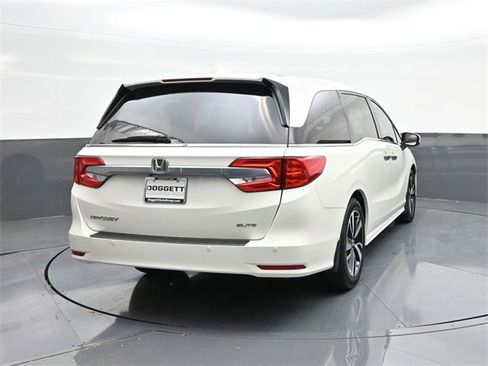Used 2019 Honda Odyssey Elite image 11