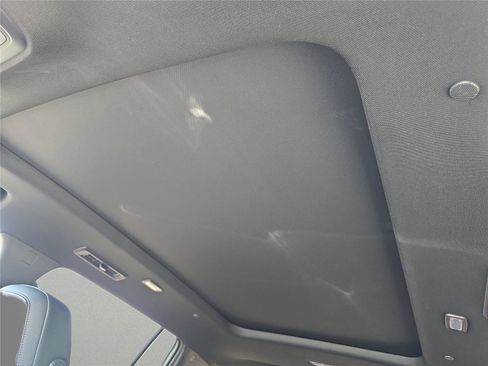 New 2026 Chevrolet Traverse LT w/ Sun and Wheel Package FWD image 20