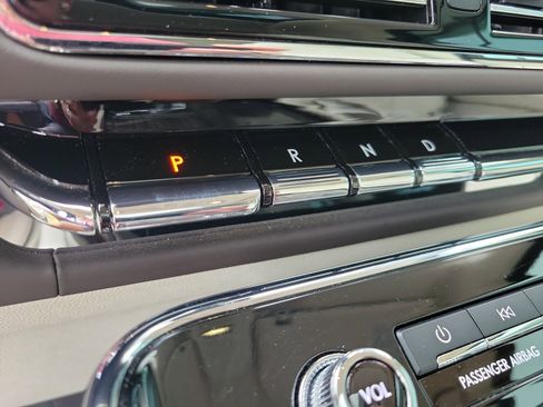 Used 2019 Lincoln Navigator L Black Label w/ Cargo Package image 31