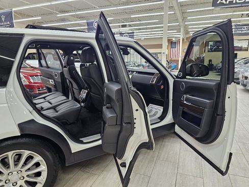 Used 2017 Land Rover Range Rover HSE AWD/4WD image 15