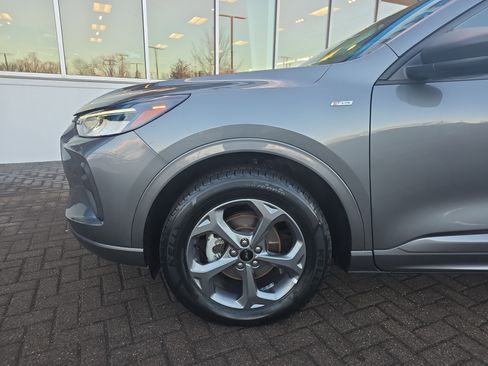 Used 2024 Ford Escape ST-Line w/ Tech Pack #1 image 10