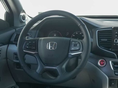 New 2026 Honda Ridgeline RTL image 16