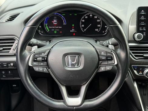 Used 2020 Honda Accord Touring image 19