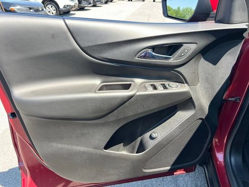 Used 2020 Chevrolet Equinox LT AWD/4WD image 22