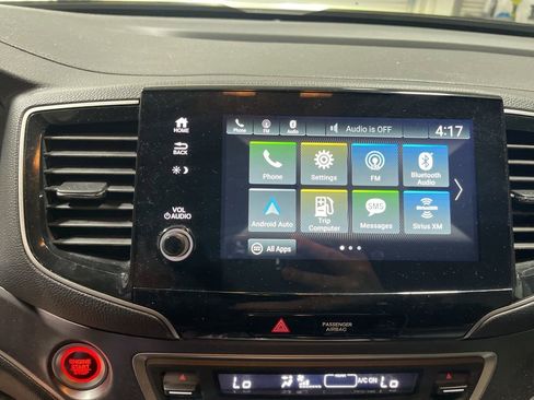 Used 2024 Honda Passport EX-L image 38