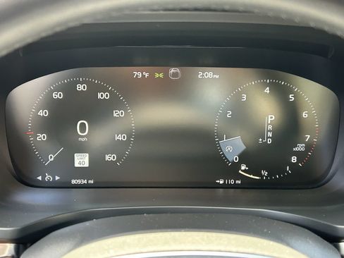Used 2021 Volvo S60 T5 Momentum FWD image 11