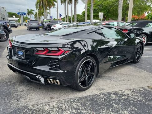 Used 2021 Chevrolet Corvette Stingray Coupe w/ Battery Protection Package RWD image 3