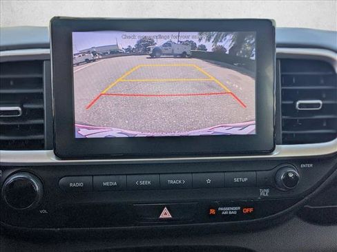 Used 2021 Hyundai Venue SEL w/ Cargo Package FWD image 13