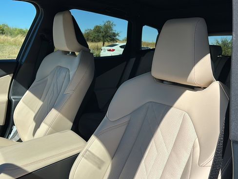 New 2026 BMW X3 xDrive30 w/ Premium Package image 11