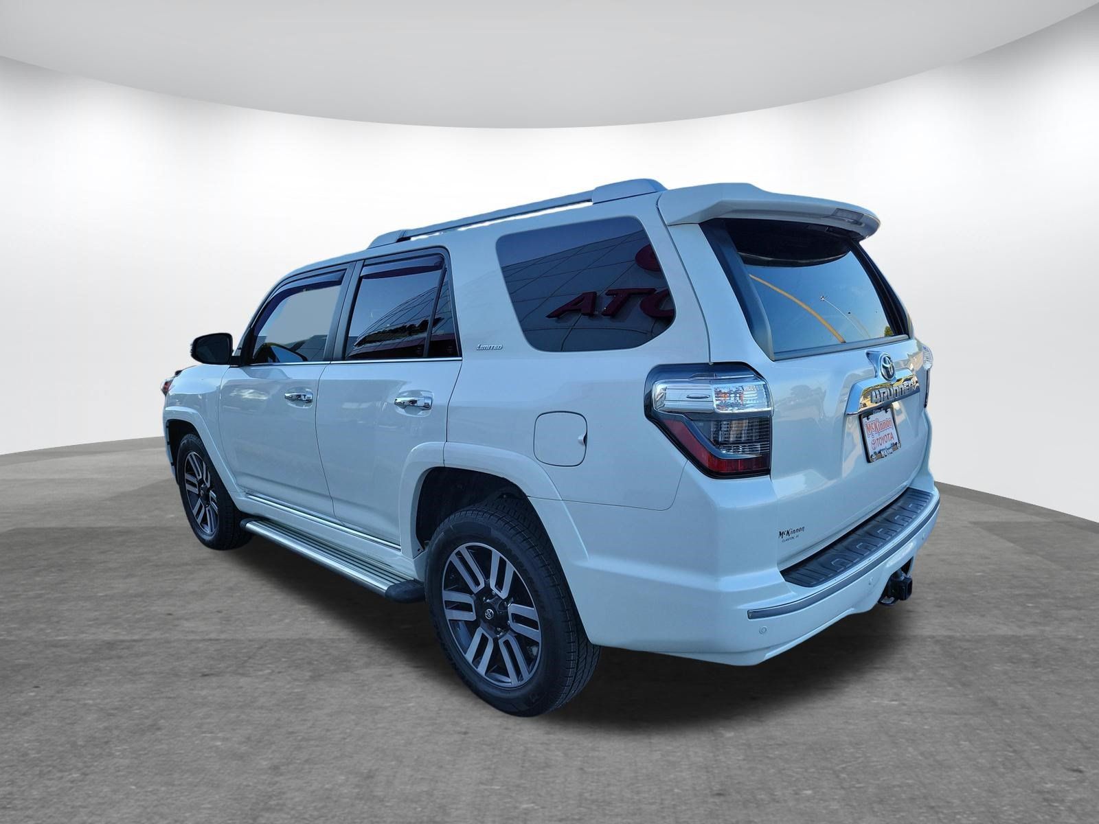 Used 2022 Toyota 4Runner Limited AWD/4WD image 7