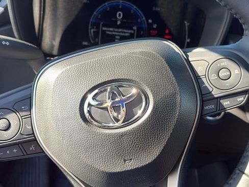 New 2026 Toyota Corolla SE image 18