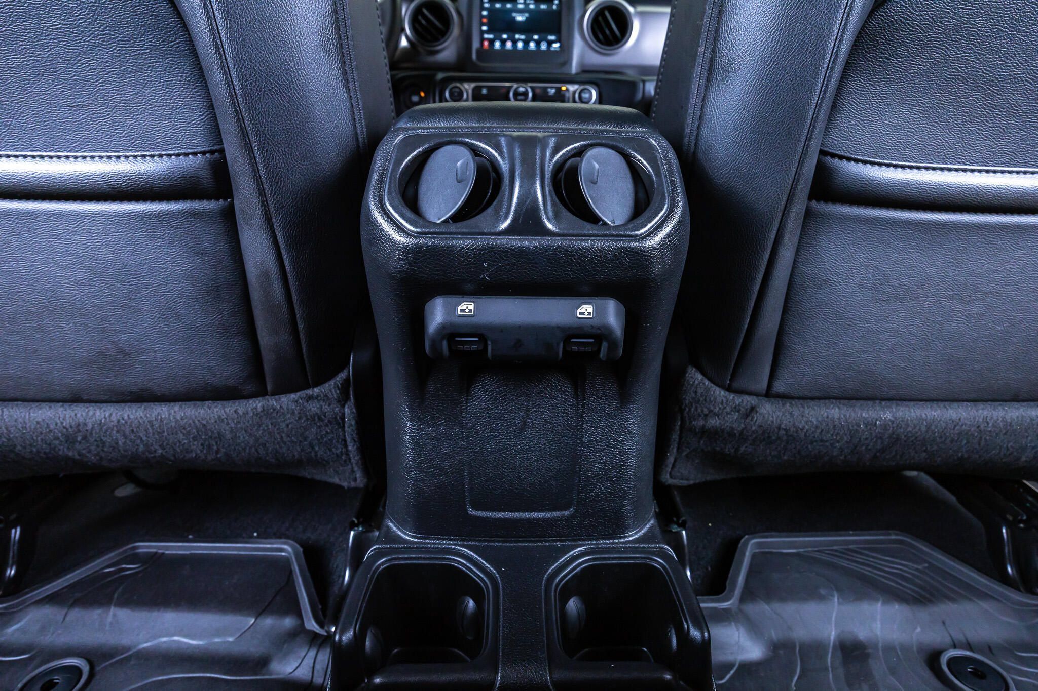 Used 2023 Jeep Gladiator Sport AWD/4WD image 32