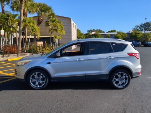 Used 2014 Ford Escape Titanium image 9