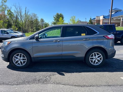 Used 2023 Ford Edge SEL w/ Convenience Package AWD/4WD image 8