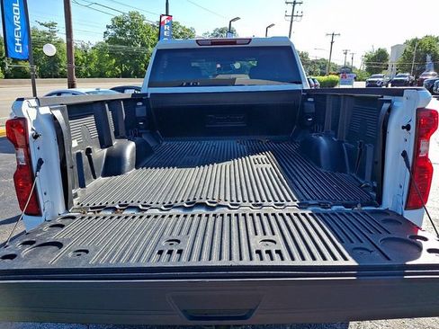 Used 2025 Chevrolet Silverado 2500 LT w/ Convenience Package AWD/4WD image 27
